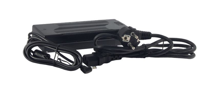 Adaptör